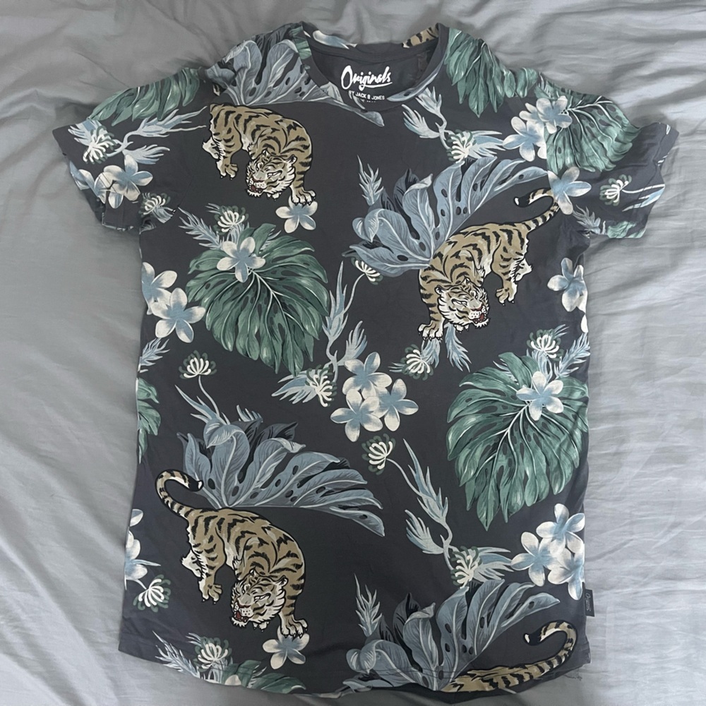 Jack & Jones Gray Tropical Tiger Print T-Shirt